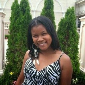 Meet your Posher, Karima